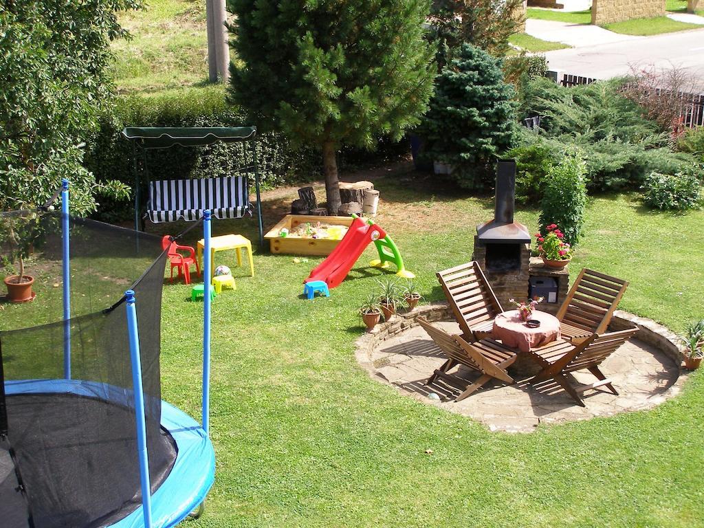 Privat Liptov 11 Apartment Liptovsky Mikulas Bagian luar foto