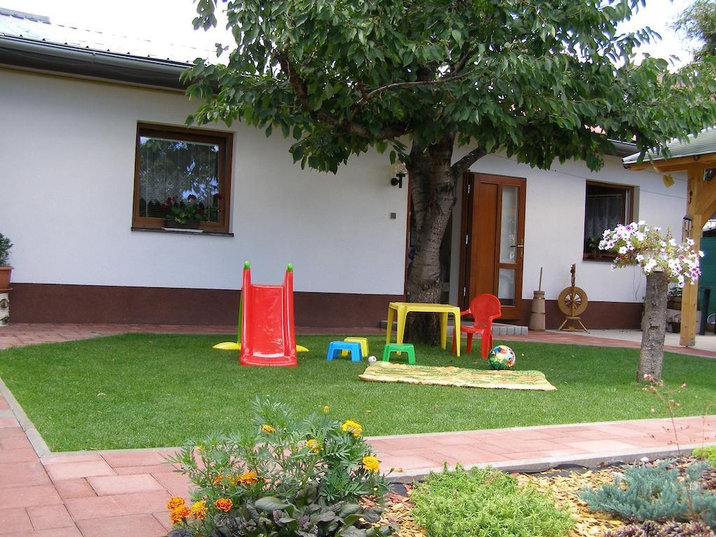 Privat Liptov 11 Apartment Liptovsky Mikulas Bagian luar foto