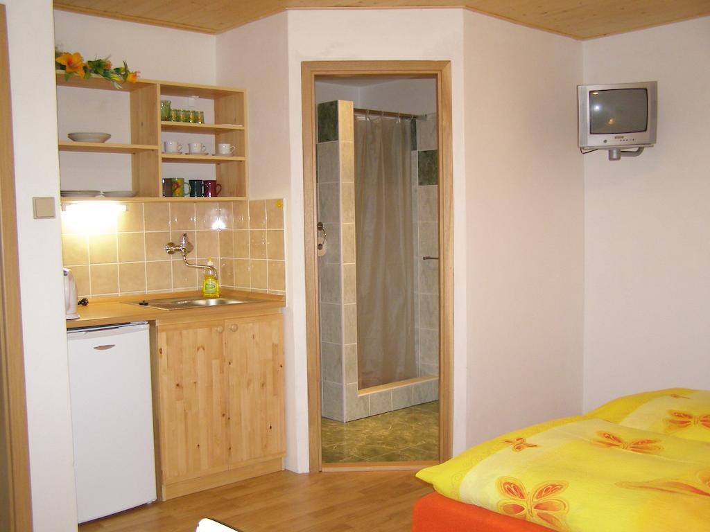 Privat Liptov 11 Apartment Liptovsky Mikulas Ruang foto